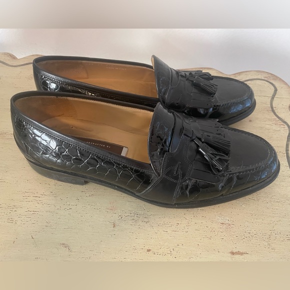 JOHNSTON & MURPHY Made In Italy Alligator Tassel Kiltie Loafer in Black Size 11 - Picture 4 of 8
